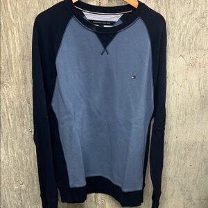 Tommy Hilfiger Men's Two-Tone Crewneck Sweater Large